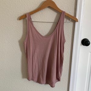 Everlane tank top